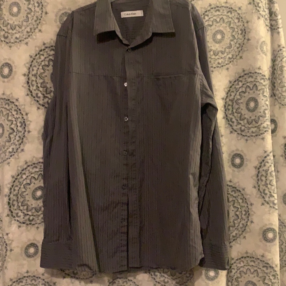 Calvin Klein Men’s Shirt. Size Large